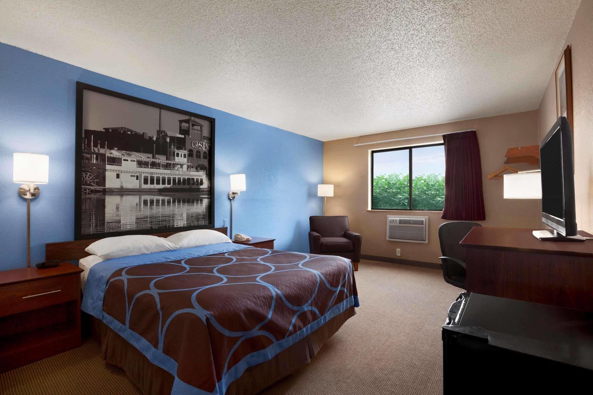 Super 8 By Wyndham Dubuque Motel Exterior foto
