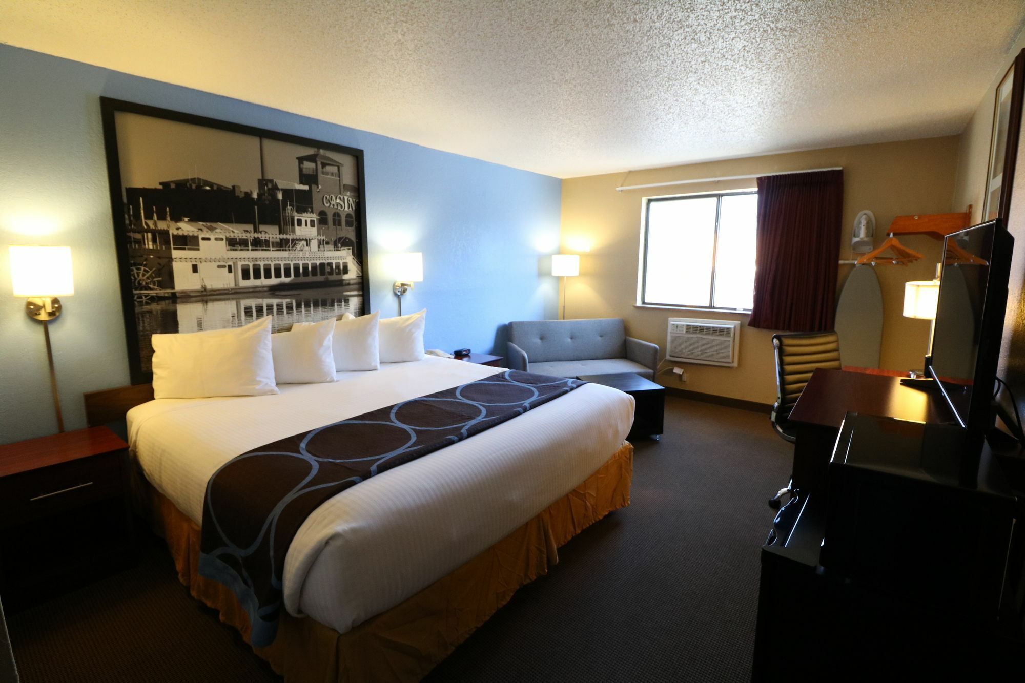 Super 8 By Wyndham Dubuque Motel Exterior foto